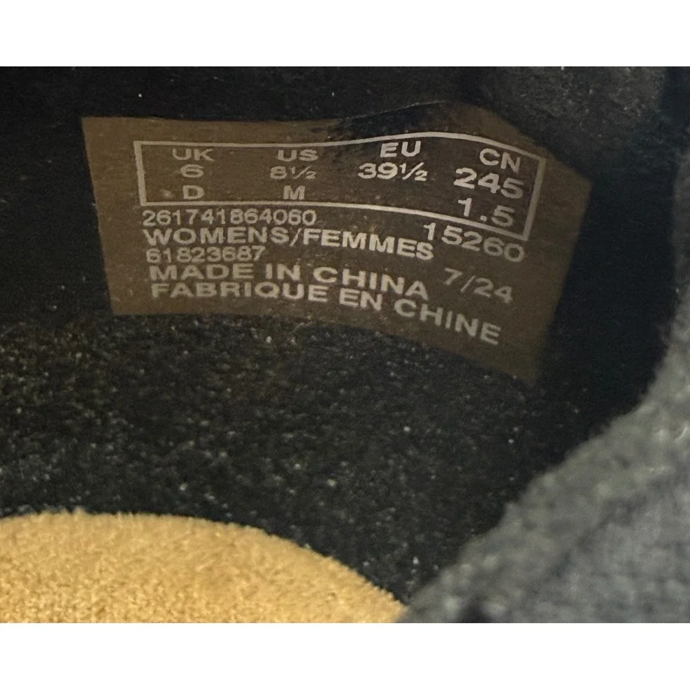 Clarks collection slip